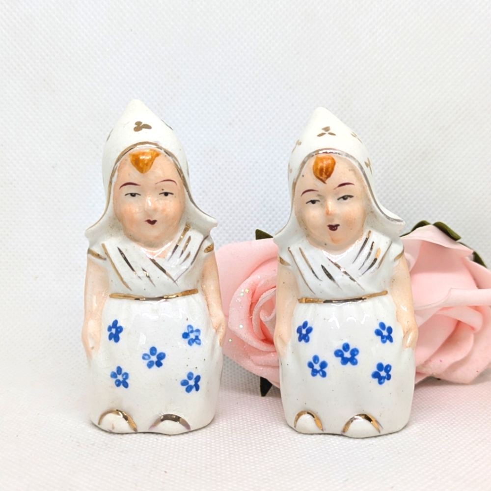 Vintage Salt & Pepper Shakers Dutch Girls Ceramic Porcelain Japan Cork Stoppers